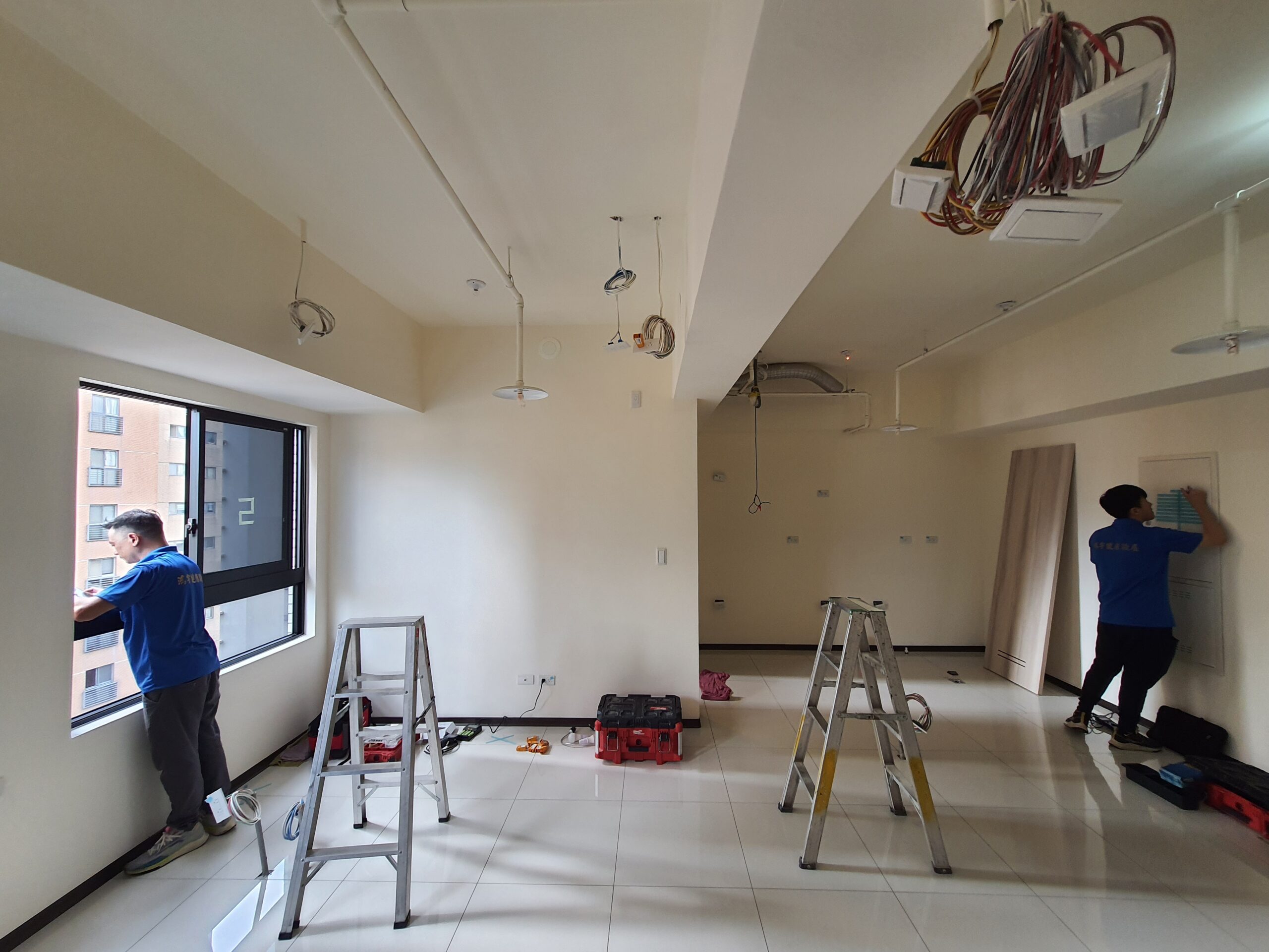 即使是信譽良好的建商,在施工過程中也難免會出現疏失。透過第三方專業驗屋,可以更客觀地檢視房屋品質。